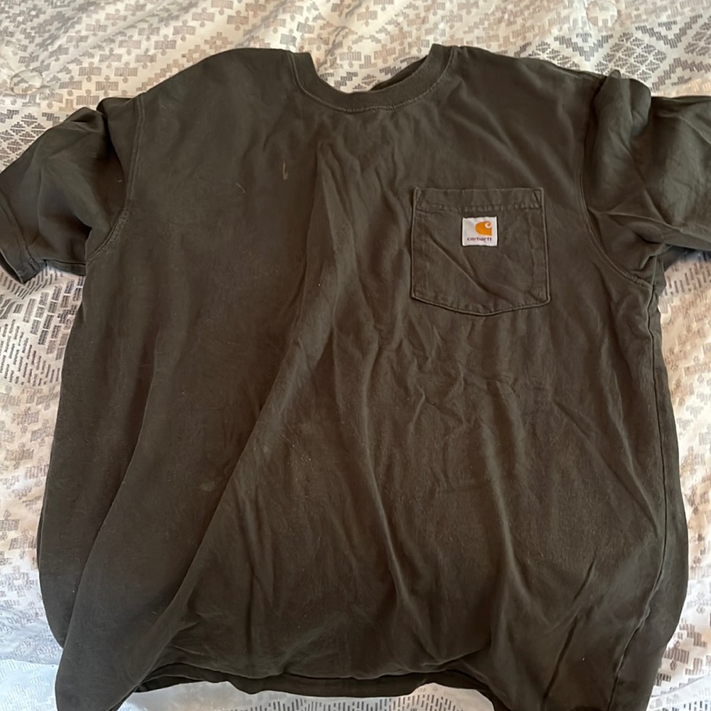 Carhartt Olive Green T-Shirt. Loose fit.